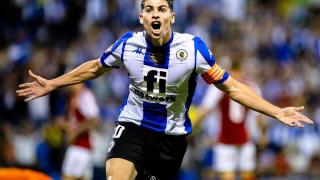 Nico Espinosa celebrando una jugada.