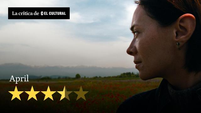 Fotograma de 'April'.