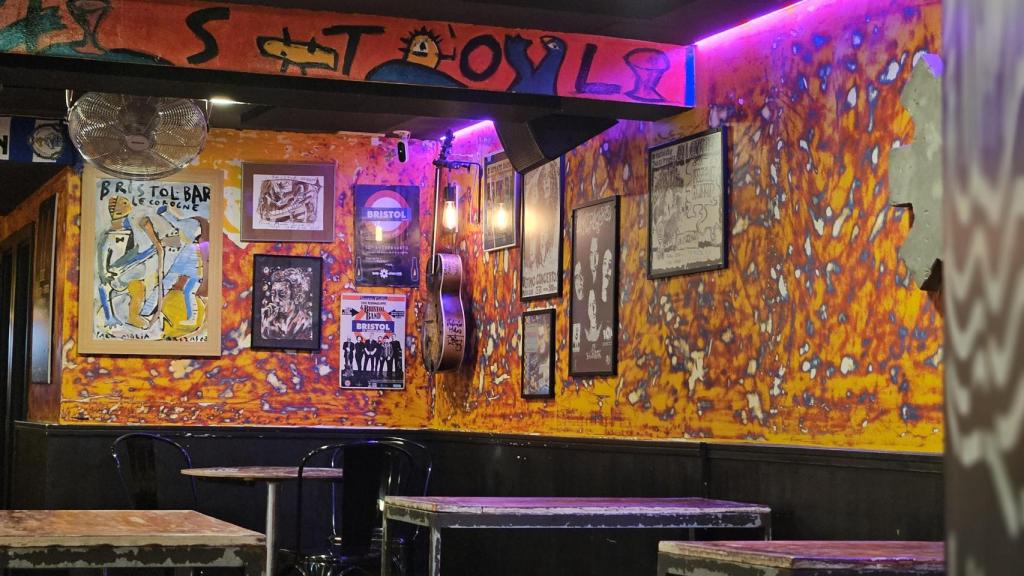 Interior del Bristol en A Coruña.