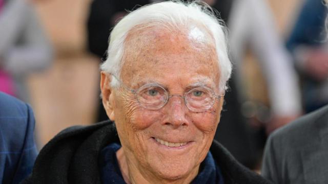 Imagen de archivo del diseñador italiano Giorgio Armani