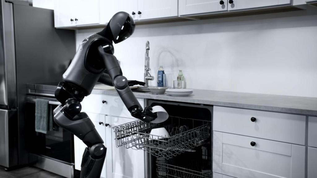 Robot Figure 02 colocando platos