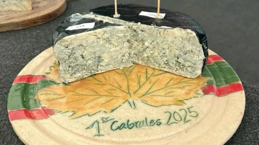 Primer premio al queso cabrales de Encarnación Bada.