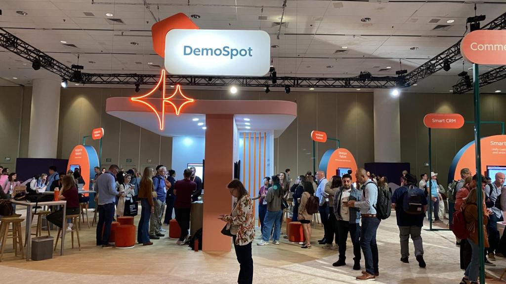 Una de las zonas de demostración y talleres en Inbound 2025.