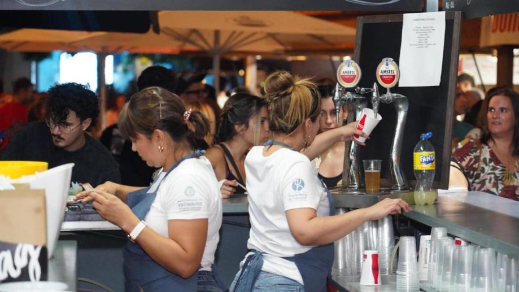 Una caseta por dentro de la feria de Día