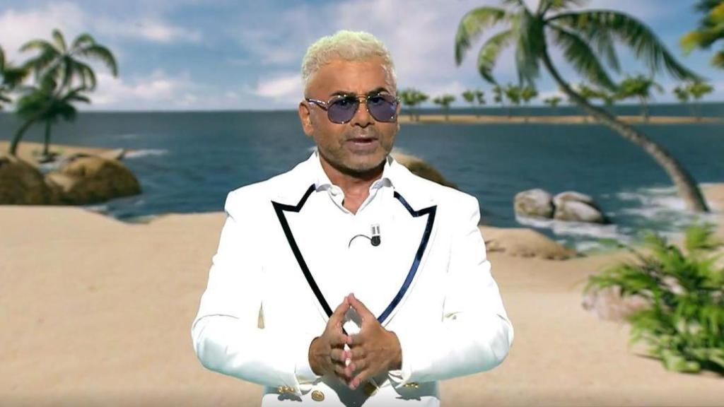 Jorge Javier Vázquez ha lucido un rostro muy rejuvenecido en el estreno de 'Supervivientes All Stars'.