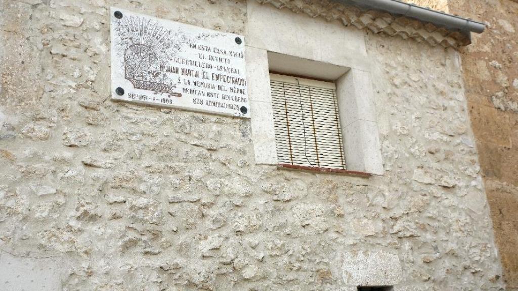 Placa en la vivienda en la que nació El Empecinado en Castrillo de Duero