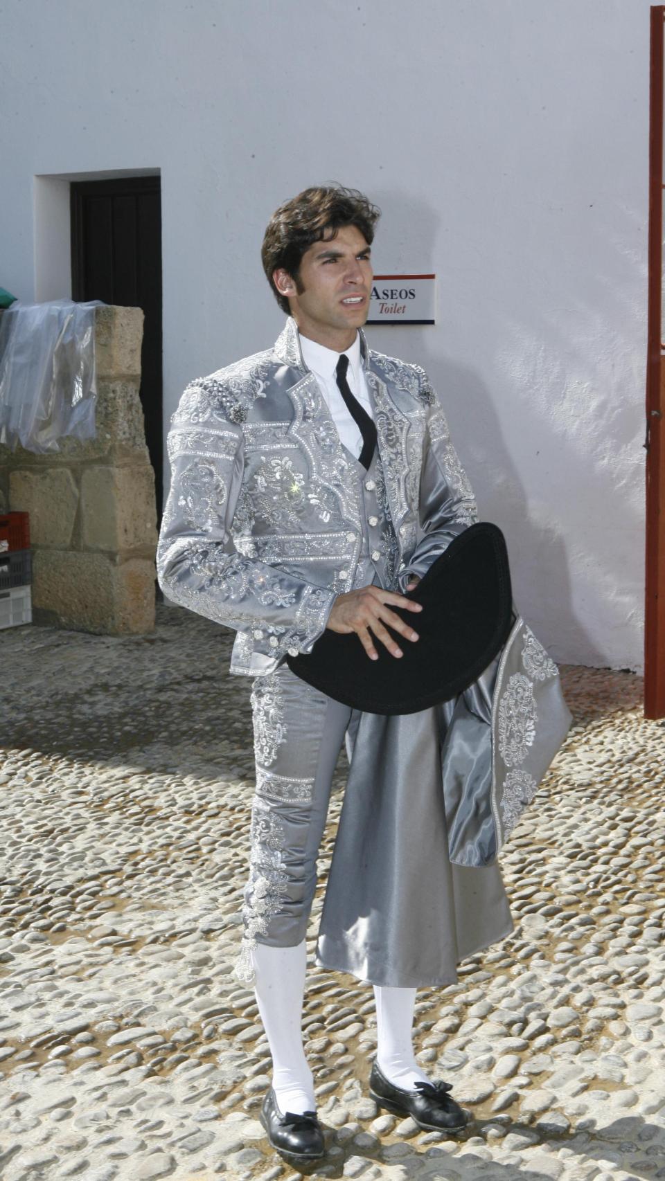 Traje de luces de Armani para la corrida Goyesca de 2009 en Ronda.