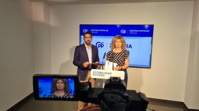 Los parlamentarios nacionales del Partido Popular por Zamora, Elvira Velasco Morillo y Óscar Ramajo