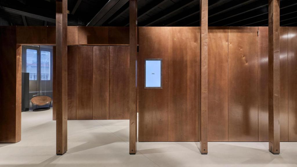 La decoración pretende rendir homenaje a la arquitectura castellana.