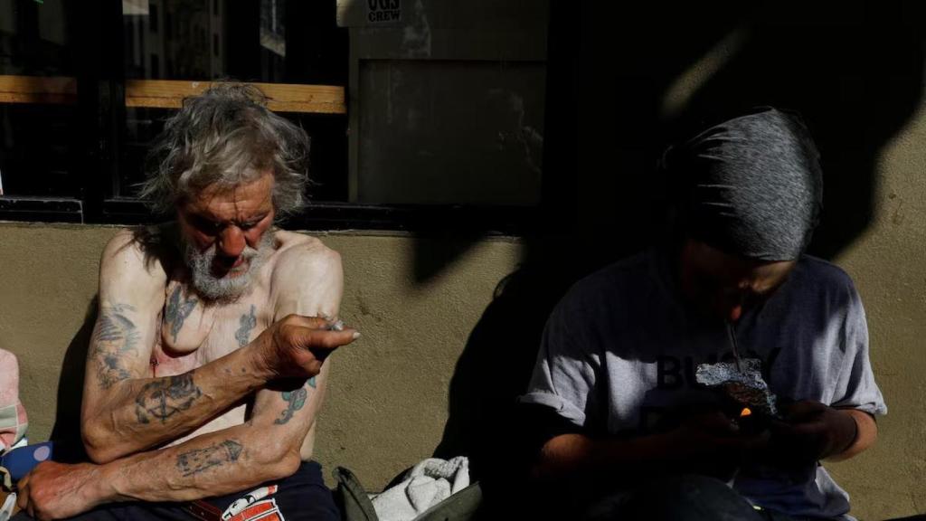 Un hombre afirma que se inyecta fentanilo en las calles de San Francisco.