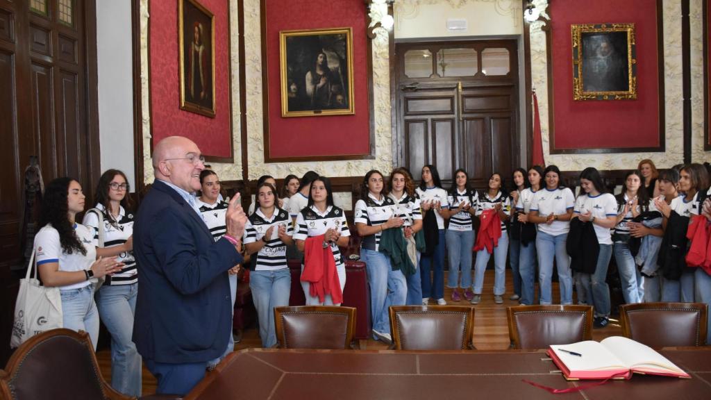 Carnero ha compartido varias experiencias y vivencias con ambos clubes