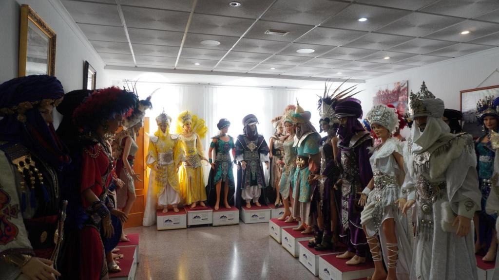 Trajes variados del taller.