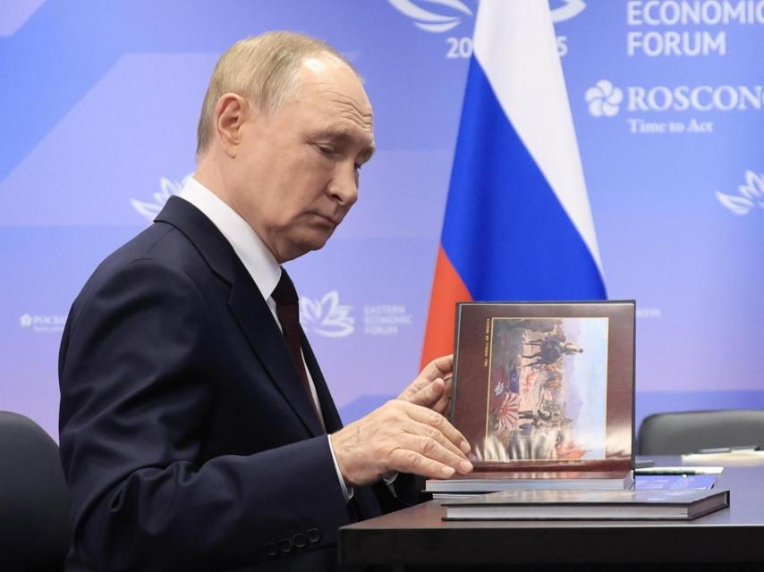 El presidente ruso, Vladímir Putin, durante el Foro Económico Oriental celebrado este viernes en Vladivostok.