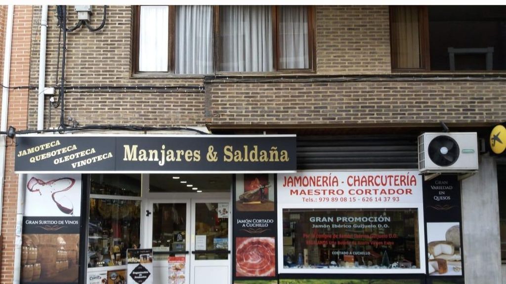 El escaparate actual de Manjares & Saldaña.