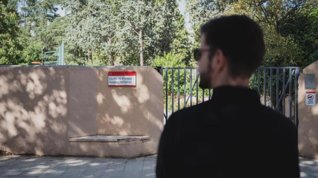 Vista general de un acceso al Centro de Primera Acogida de Hortaleza.