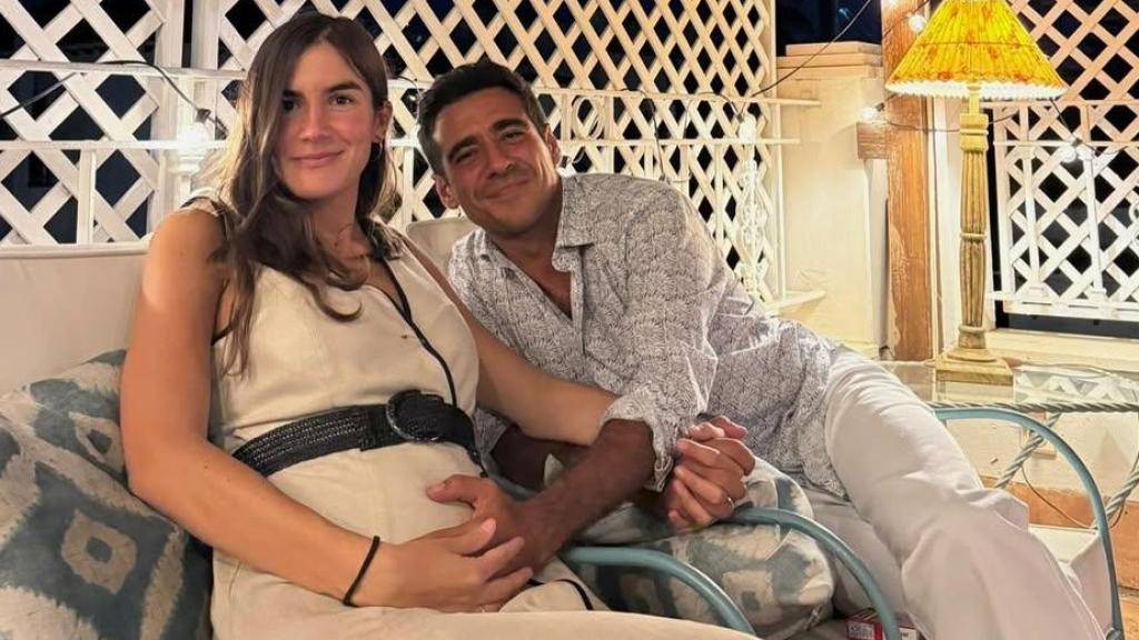 Alberto Herrera y Blanca Llandres han anunciado en las redes sociales que esperan su primer hijo en común.