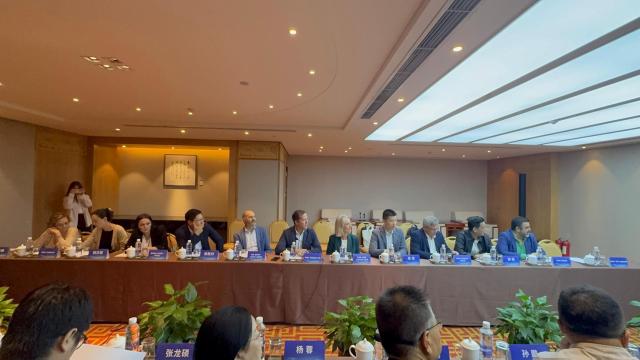 Reunión de Velázquez con los responsables del turismo internacional de la provincia de Shaanxi. Foto: Ayuntamiento de Toledo.