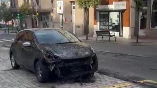 Imagen tras el incendio en la avenida Sanjurjo Badia de Vigo.