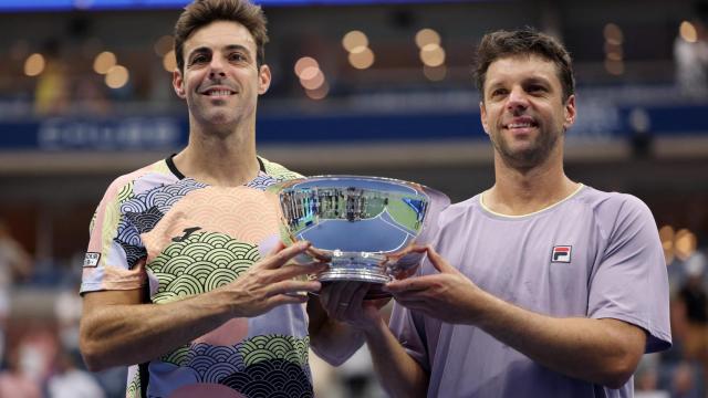 Granollers y Zeballos celebran la victoria en la final del US Open dobles masculino.