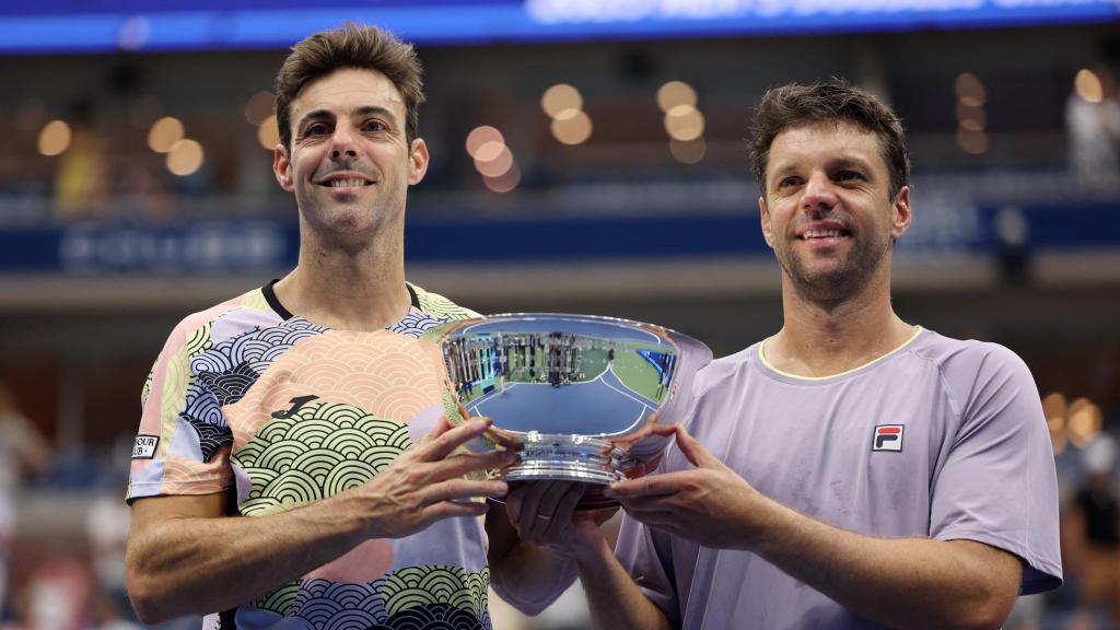 Granollers y Zeballos celebran la victoria en la final del US Open dobles masculino.
