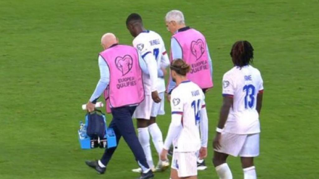 Dembélé se marcha lesionado contra Ucrania.