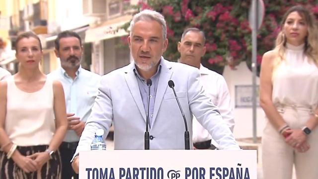 El vicesecretario de Coordinación Autonómica y Local del PP, Elías Bendodo, este domingo desde Benalmádena (Málaga).
