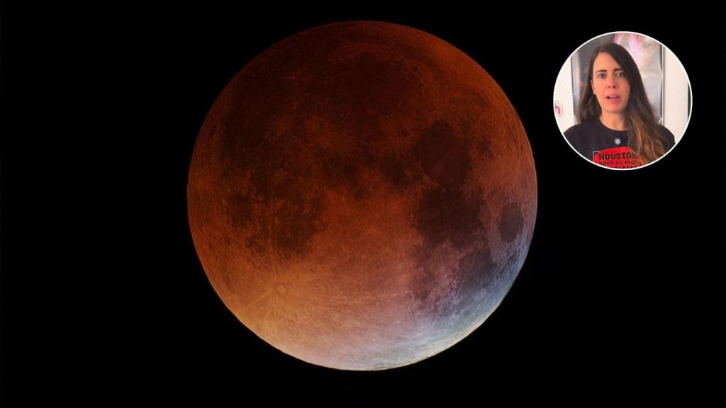 Imagen de un eclipse lunar total y Mar Gómez.