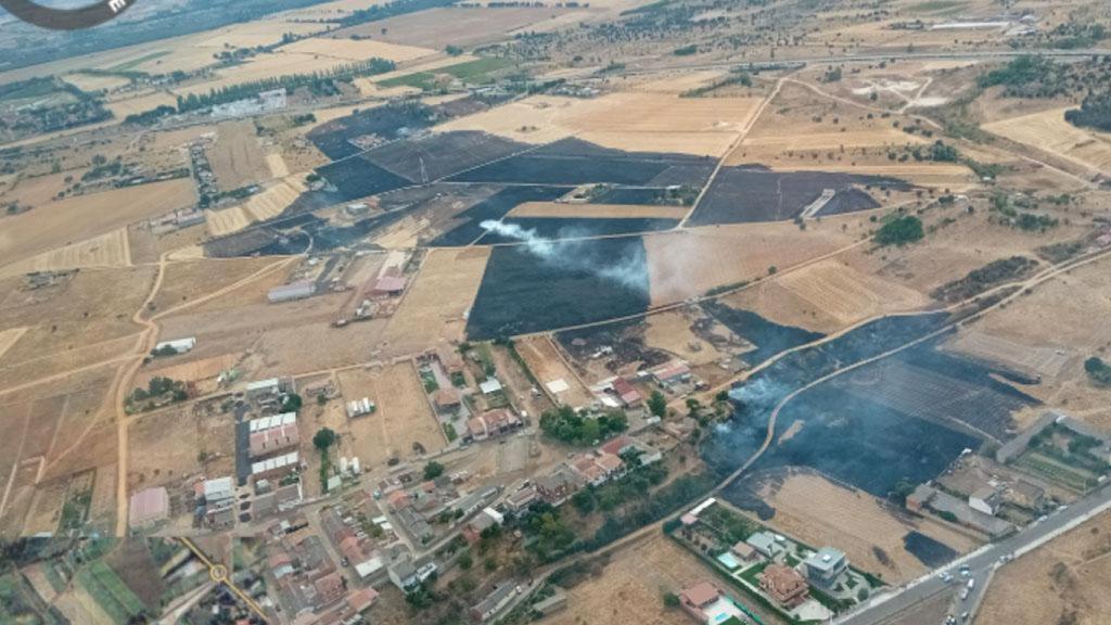Imagen del incendio de Santiago de la Valduerna