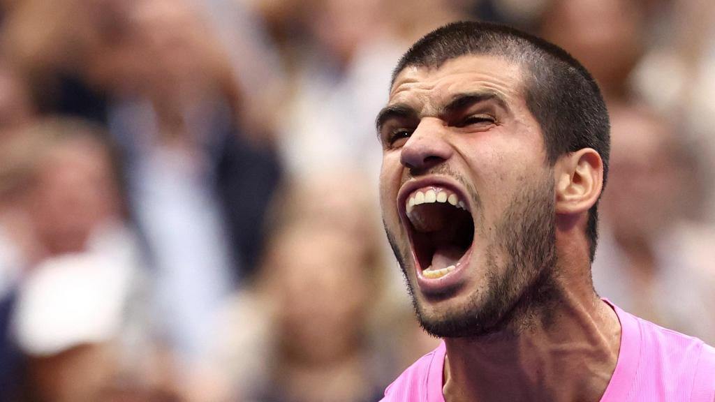Carlos Alcaraz celebra su victoria en la final del US Open 2025