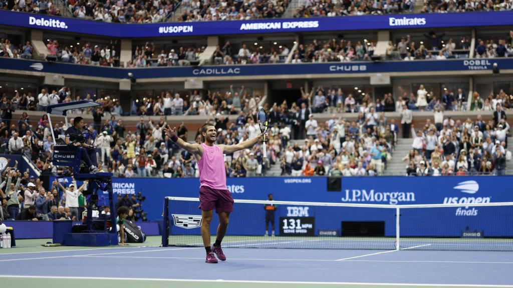 Carlos Alcaraz celebra su victoria en la final del US Open 2025