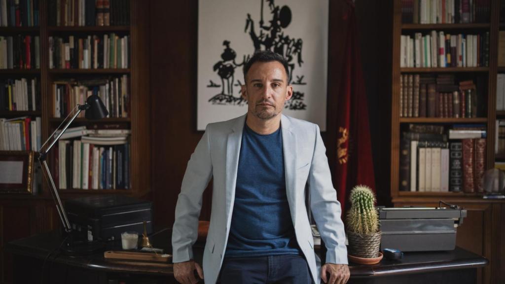 Amenábar, en la Sociedad Cervantina de Madrid, situada en la calle Atocha. Foto: Cristina Villarino