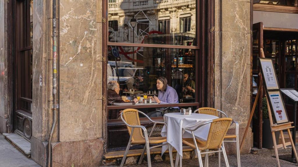 Las cafeterías son un lugar de reunión muy elegido.