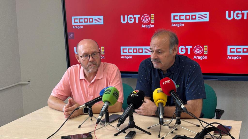 Manuel Pina, secretario general de CCOO, y José Juan Arcéiz, de UGT