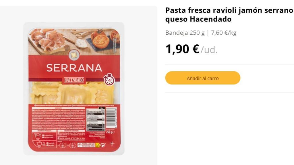 Pasta fresca ravioli jamón serrano y queso.