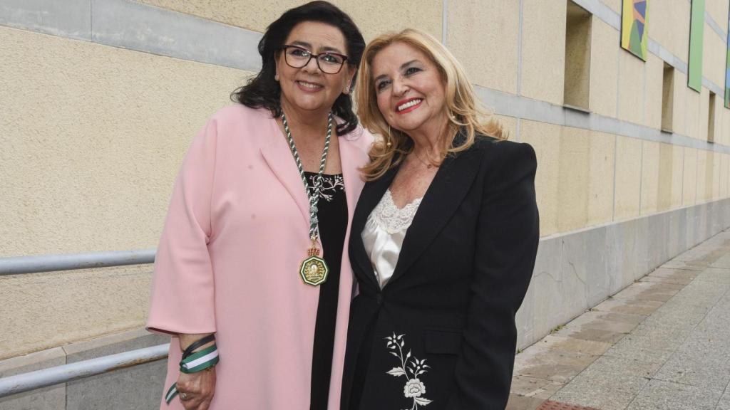 Inmaculada Casal y María del Monte en un acto público, hace unos meses.