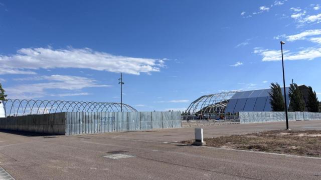El esqueleto de las dos carpas principales de Espacio Zity ya está levantado.