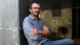 'Las buenas noches': Isaac Rosa retuerce el cuello al insomnio para hablarnos de amor y capitalismo