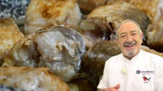 Karlos Arguiñano presenta su receta de merluza, uno de los clásicos de su cocina.