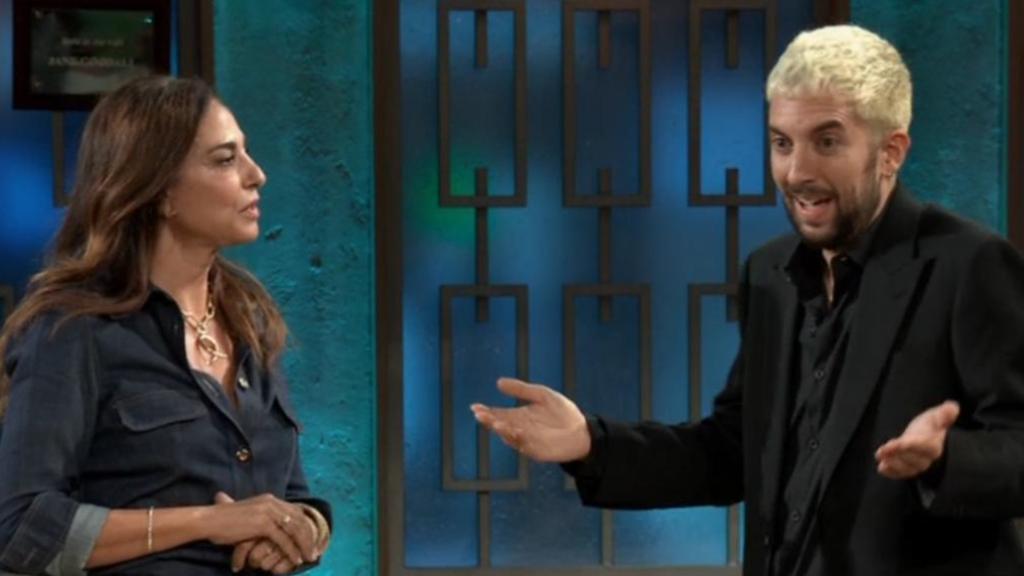 Mariló Montero y David Broncano debaten en 'La Revuelta'.