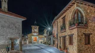 Vista de la bonita plaza de Arbacón.