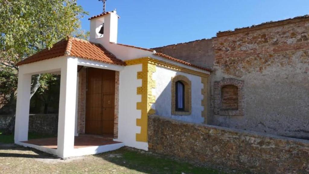 Iglesia de San Juan Bautista de Minas de Horcajo.