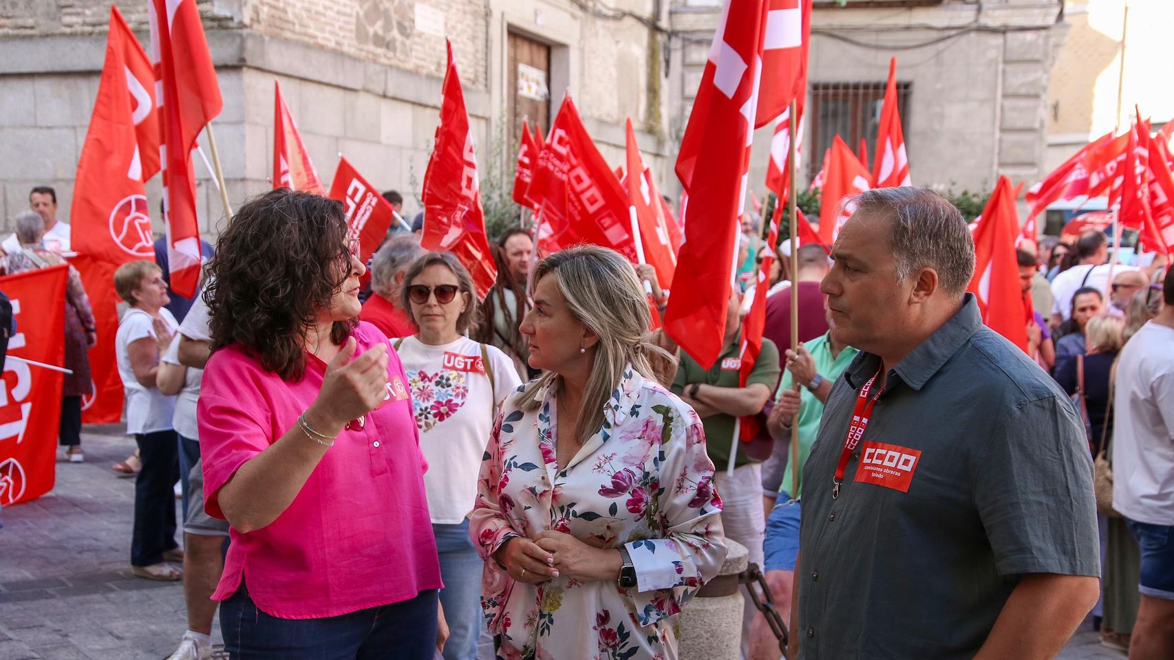 UGT y CCOO movilizan a centenares de trabajadores en Toledo por una ...