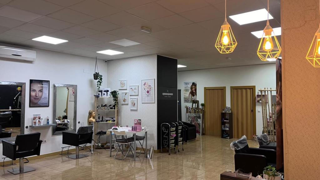 Salón de belleza de Lorena Navarro en Azuqueca de Henares (Guadalajara).
