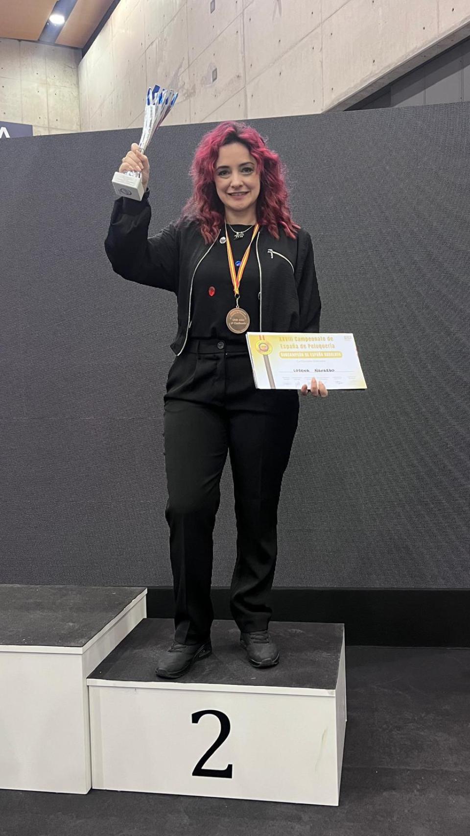 Lorena en el momento que se proclamó subcampeona de España de peluquería.