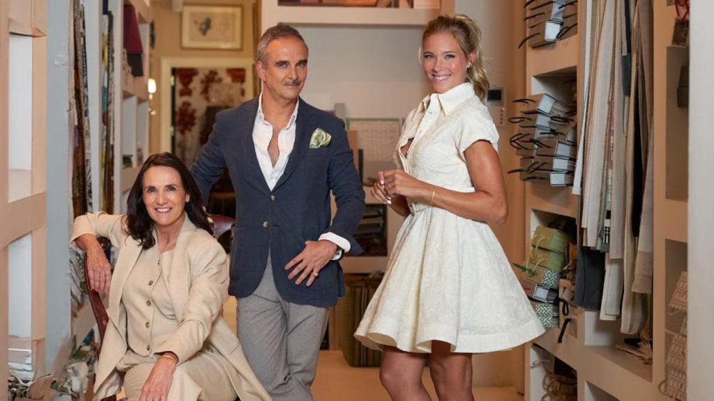 Imagen de la presentadora y los jueces de 'Decomasters'.