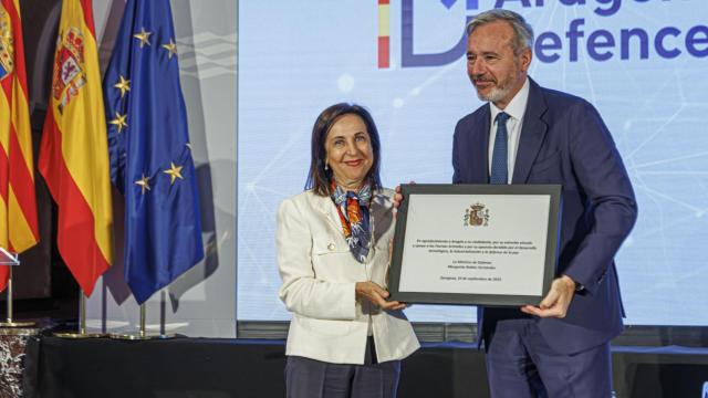 Robles y Azcón, durante la presentación oficial del 'Hub de Defensa' de Aragón