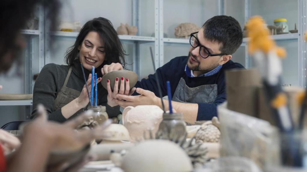 Un taller de cerámica puede ser una buena alternativa.