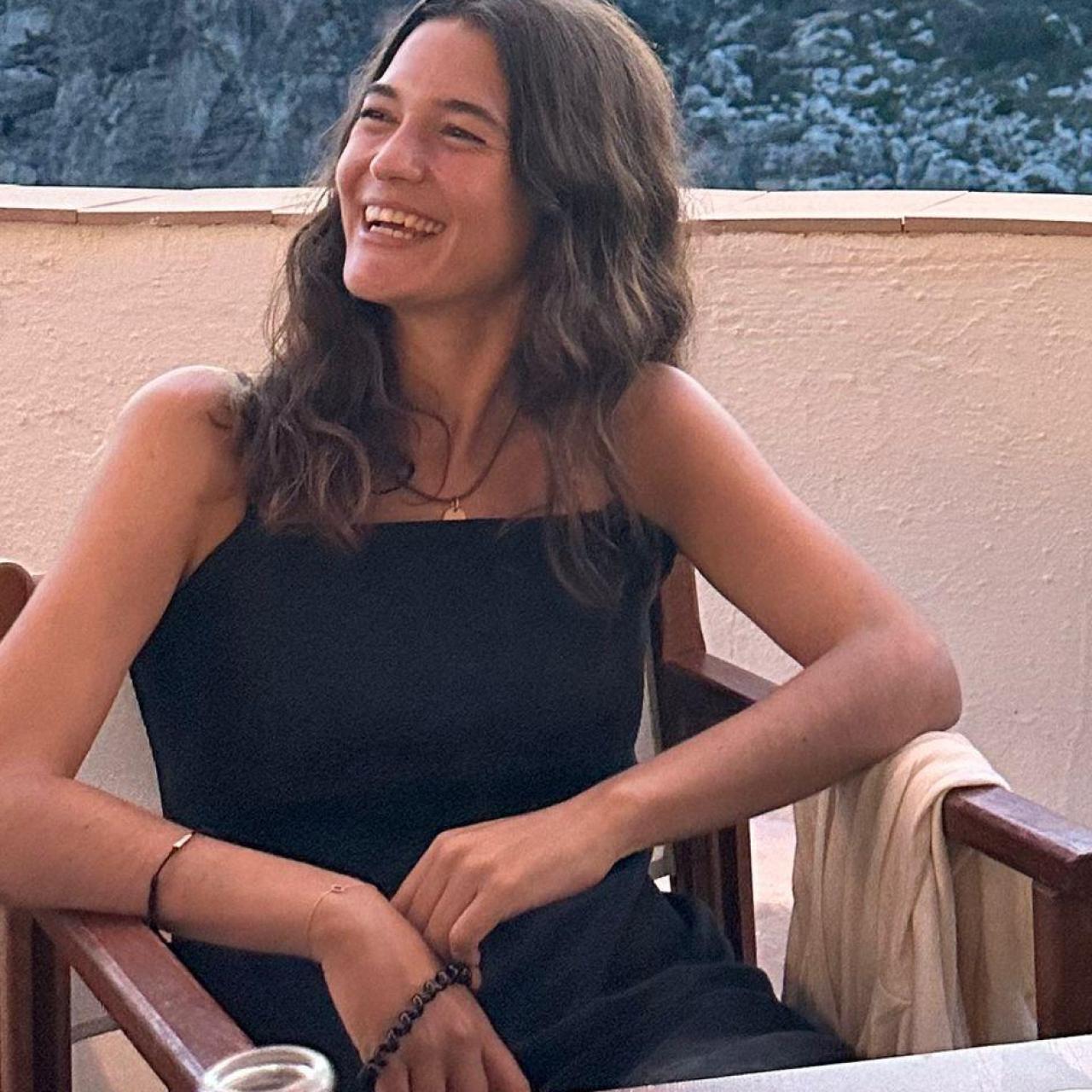 Carmen de Cruïlles, enferma de encefalitis de Rasmussen