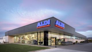 Fachada Aldi.