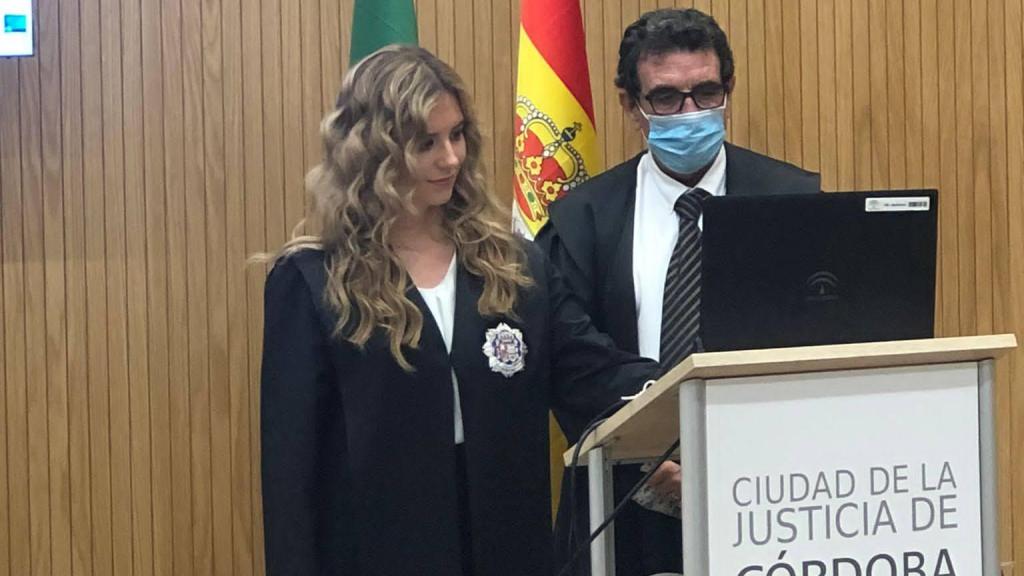 Mabel Millán: En el mundo del derecho, es algo que no he contado nunca, pero el año pasado me presenté a la oposición de magistrada de lo contencioso administrativo. Aprobé sin plaza.